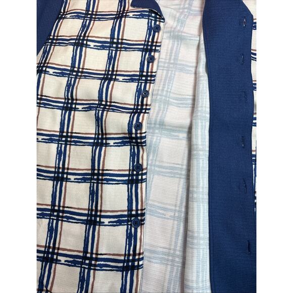 Silver Silk Casual Mens Shirt Size Medium Collared Button Up Short Sleeves V1 - Picture 3 of 4